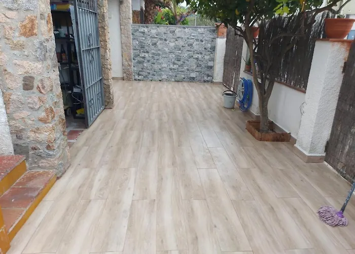 Kuqueta, * Castell-Platja d’Aro