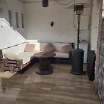 Kuqueta, 度假居 *