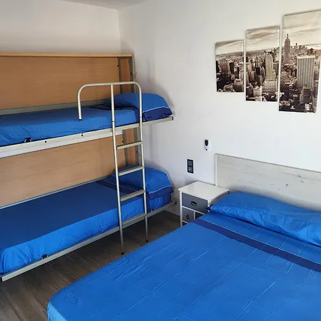 بيت للعطل Kuqueta, *