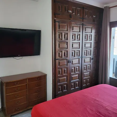 Kuqueta, Holiday home